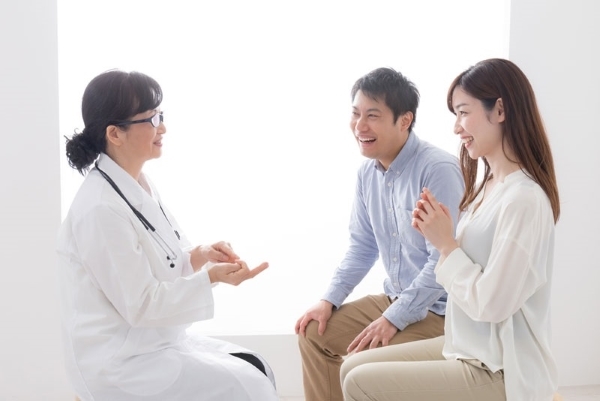 Chi tiêu hàng triệu để khám sức khỏe trước khi kết hôn – Có đáng hay không?